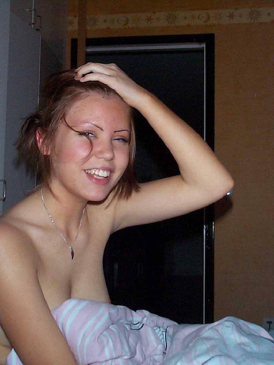 Shy gf nude