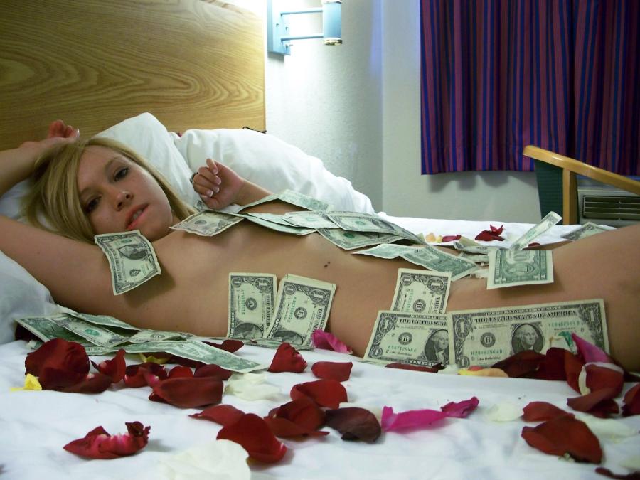 College Girl Shy Exhibitionist on Bed with Money - ENF.