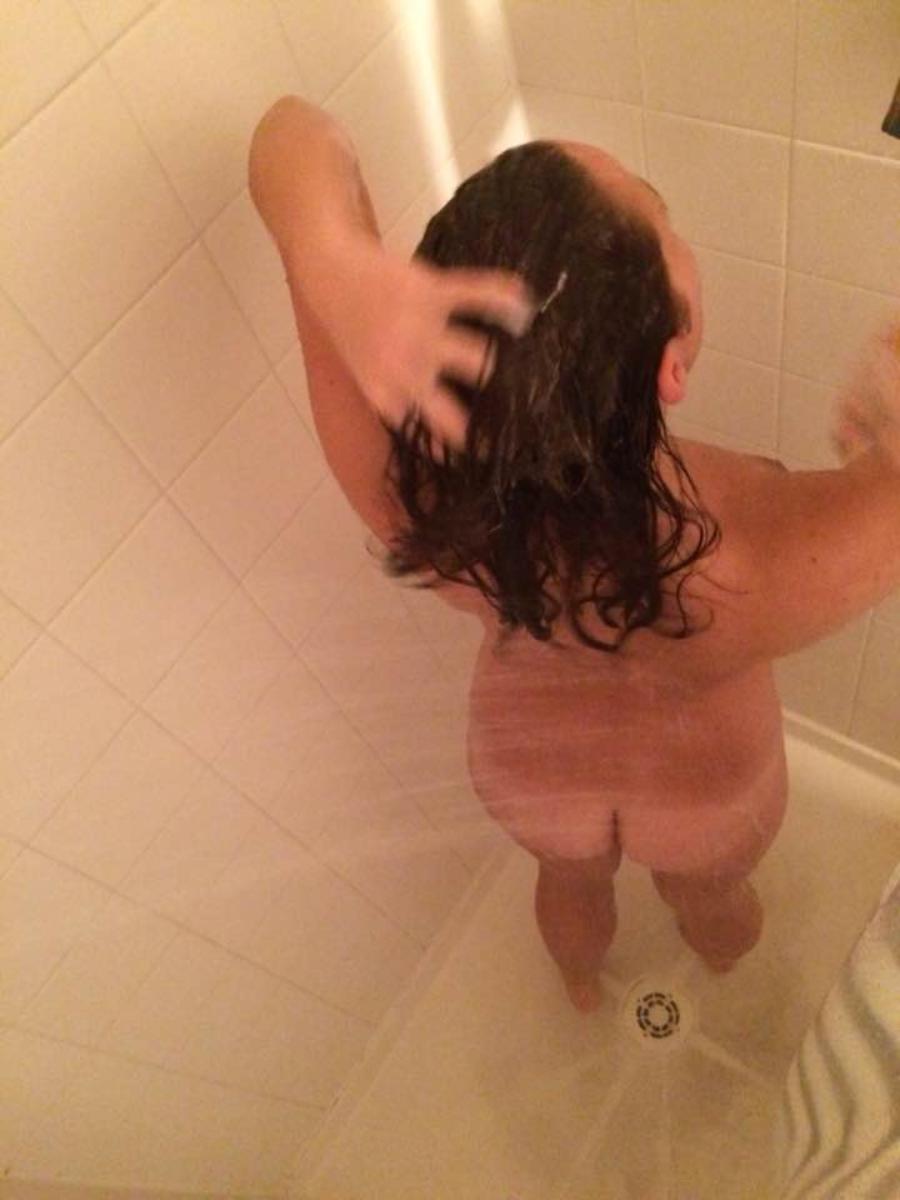 Nude Fiancee in the Shower - Sexy Amateur Dare