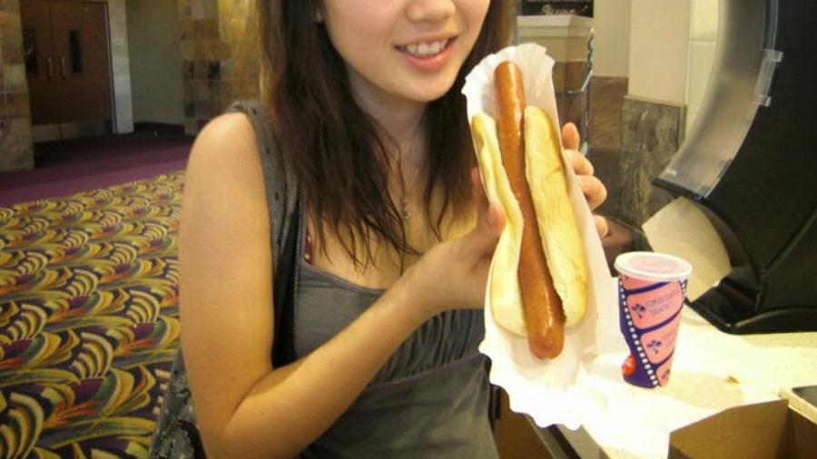 Gf Eating a Giant Hot Dog - Amateur GF