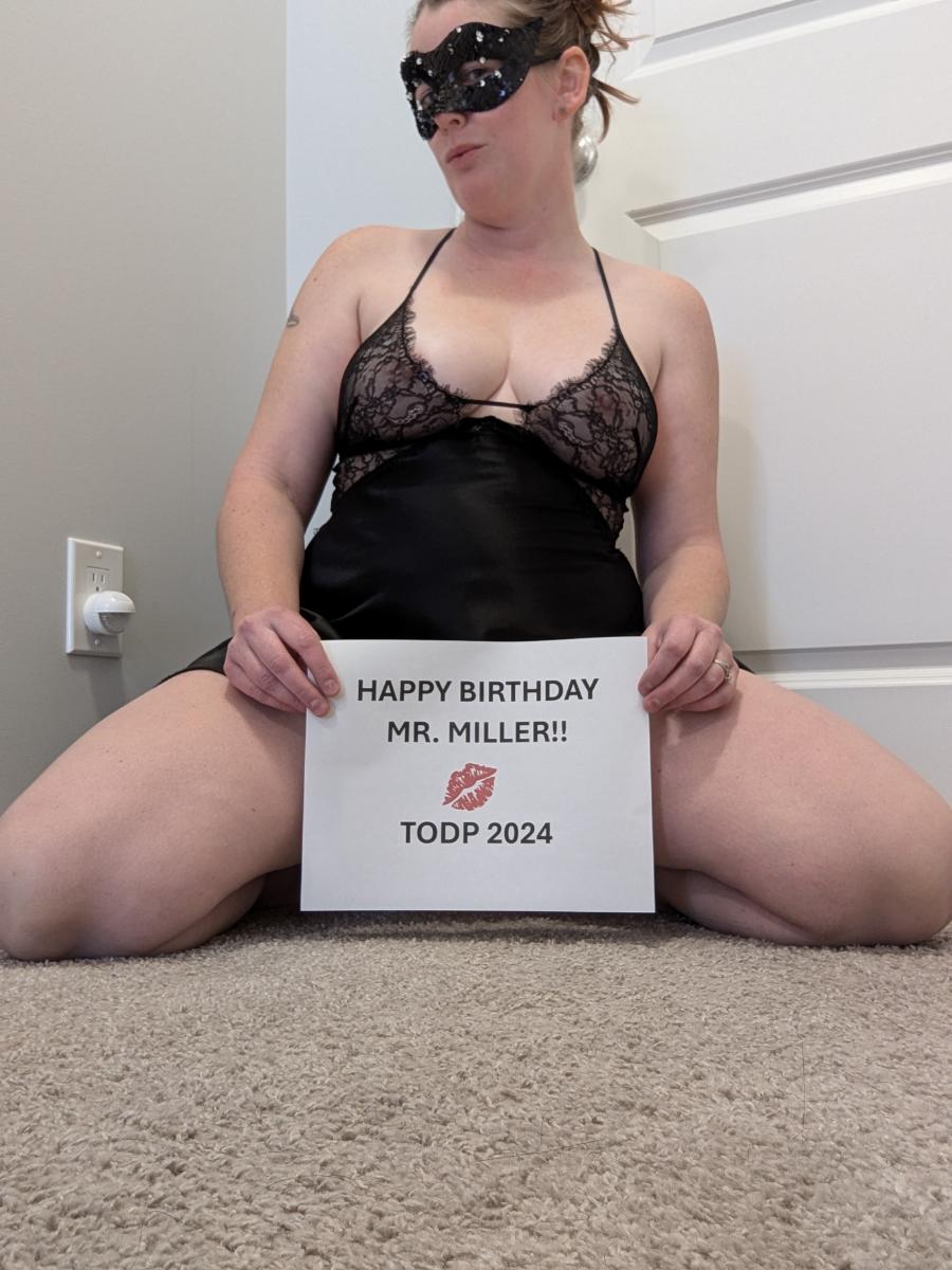 Sexy Birthday Photoshoot from Wife to Husband