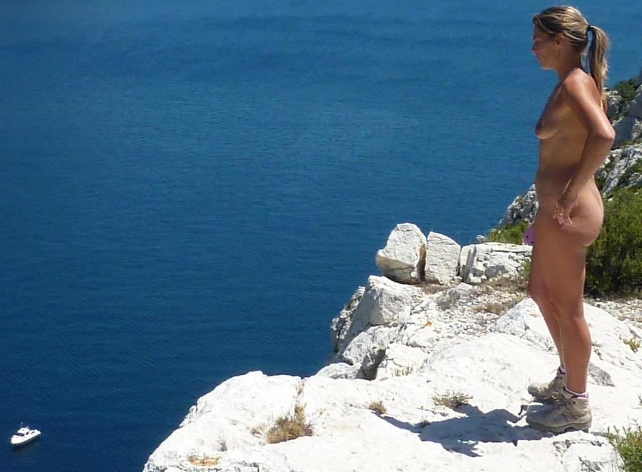 Naked Out-of-Doors - Sexy Naked Wife in Greece